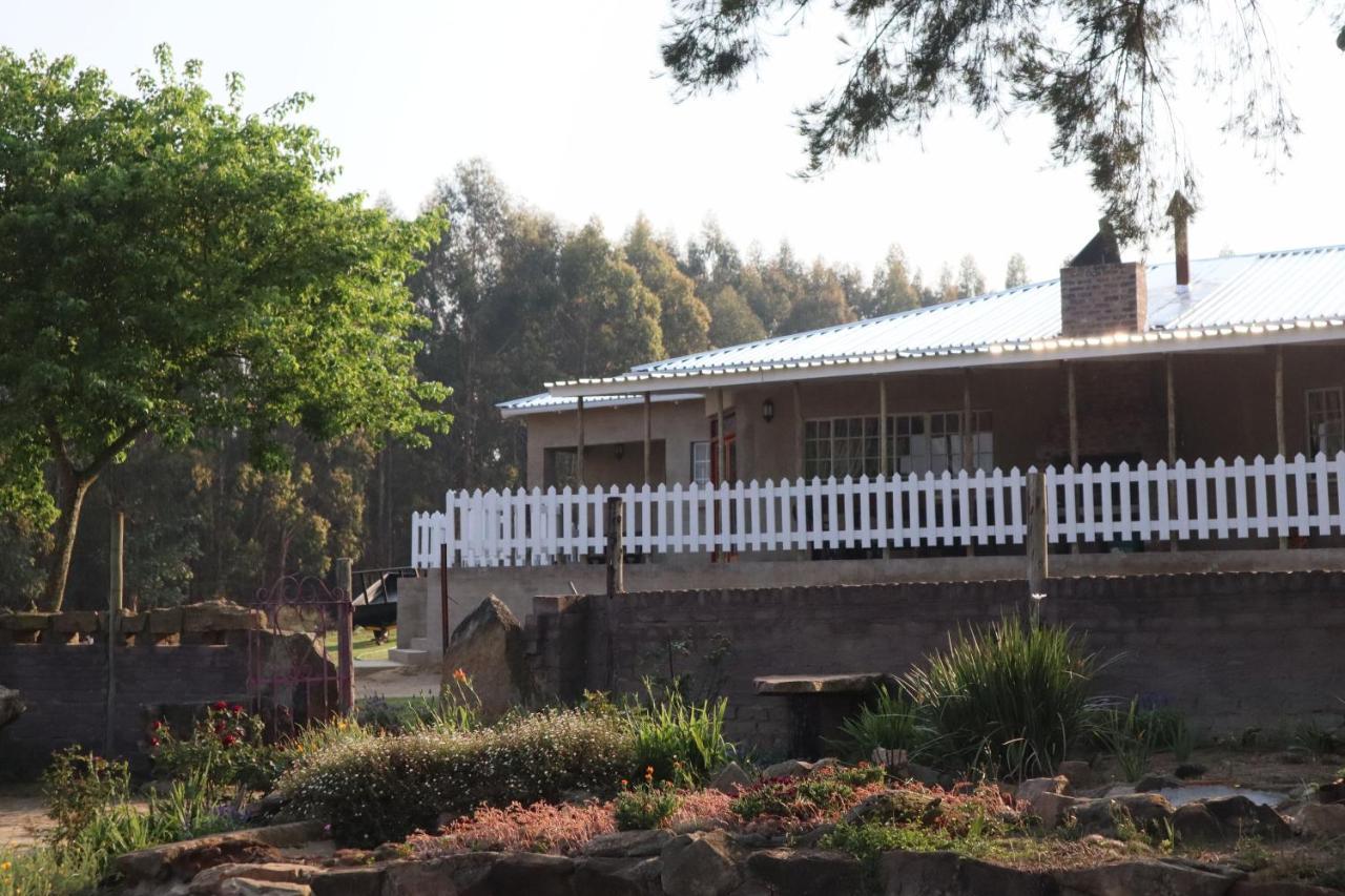 Rocks & Roses Farm Stay Lochiel 외부 사진